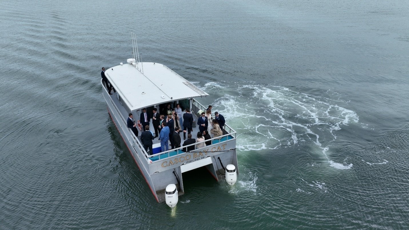 Aerial photograph of a boat